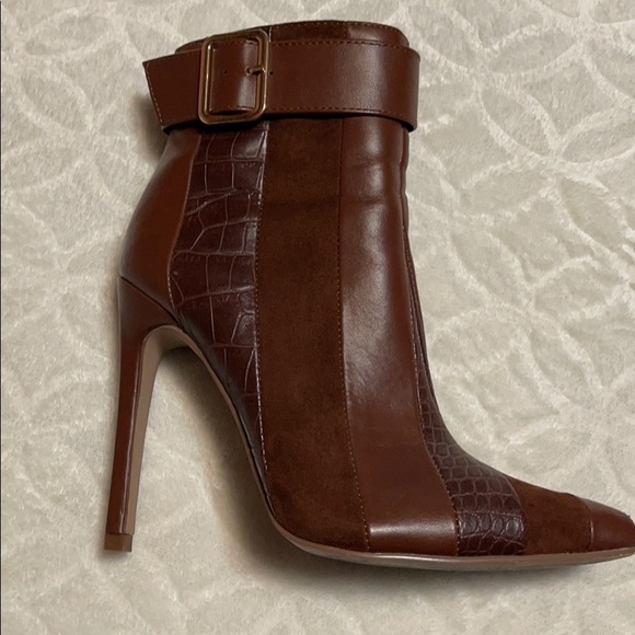 SOLD - Booties - Picture 2 of 3